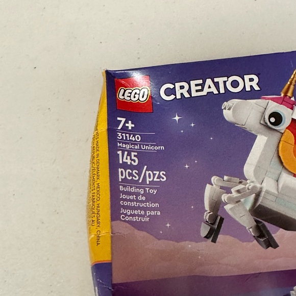 LEGO Creator 3-in-1 Magical Unicorn - Picture 5 of 12